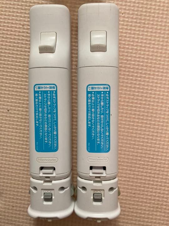 生産終了品　初期のwii本体　コントローラー2個付き