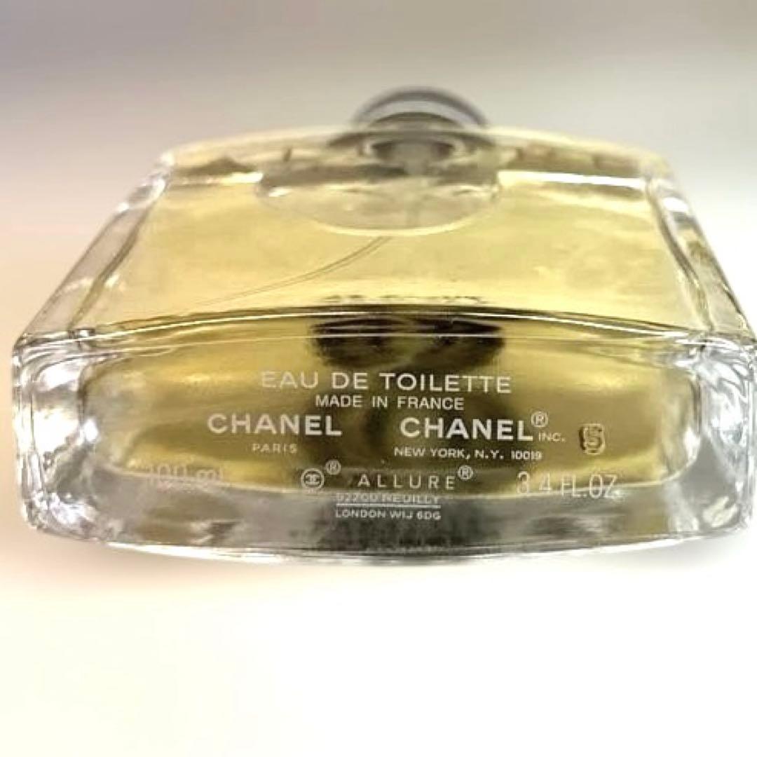 アリュールオム