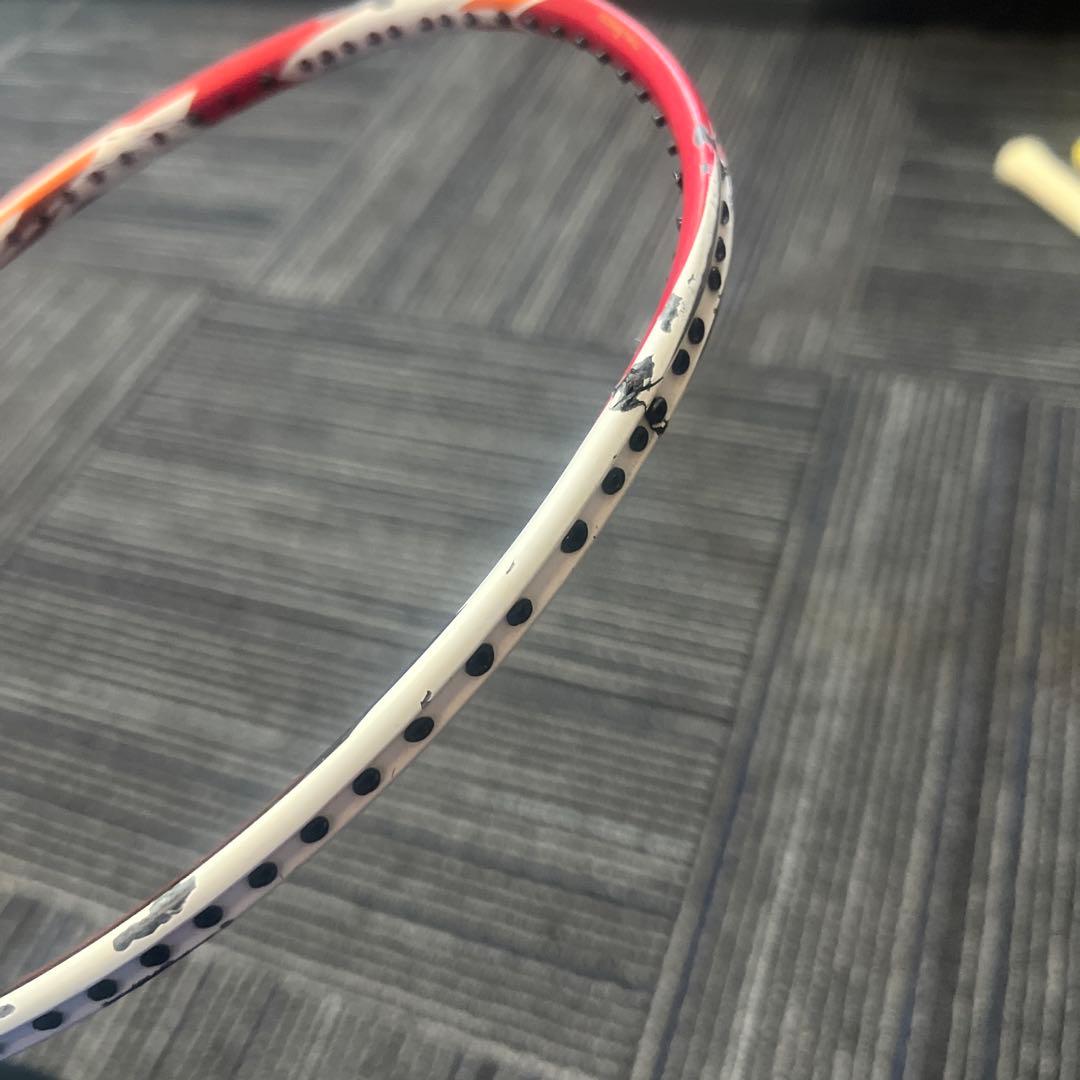 バドミントンラケット Zストライクジャンク品 全て一箇所折れやヒビが入っています