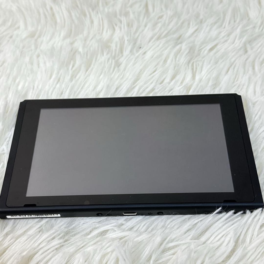 美品 Nintendo Switch 本体のみ 2021年製 任天堂 強化版