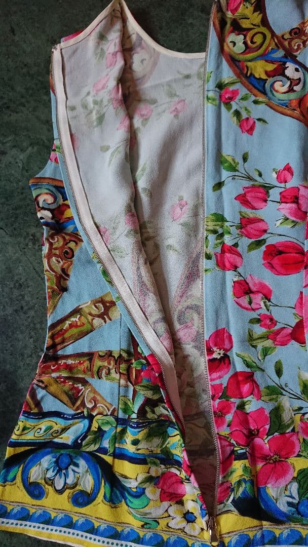 DOLCE＆GABBANA ドルチェ＆ガッバーナ トップス マヨリカ花柄