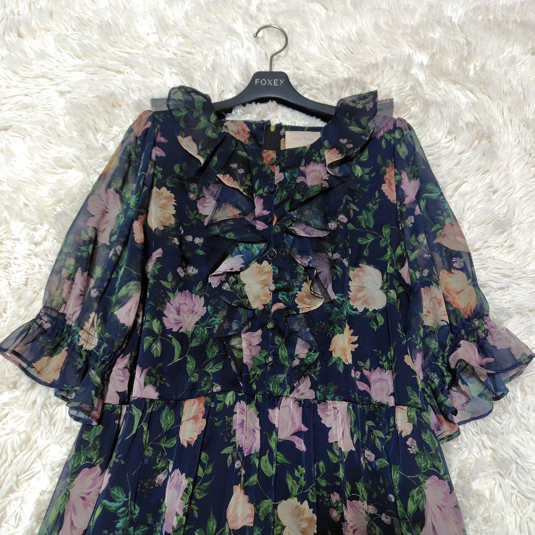 【未使用級♡2025モデル】希少46 ローズティアラ　フラワープリントワンピース