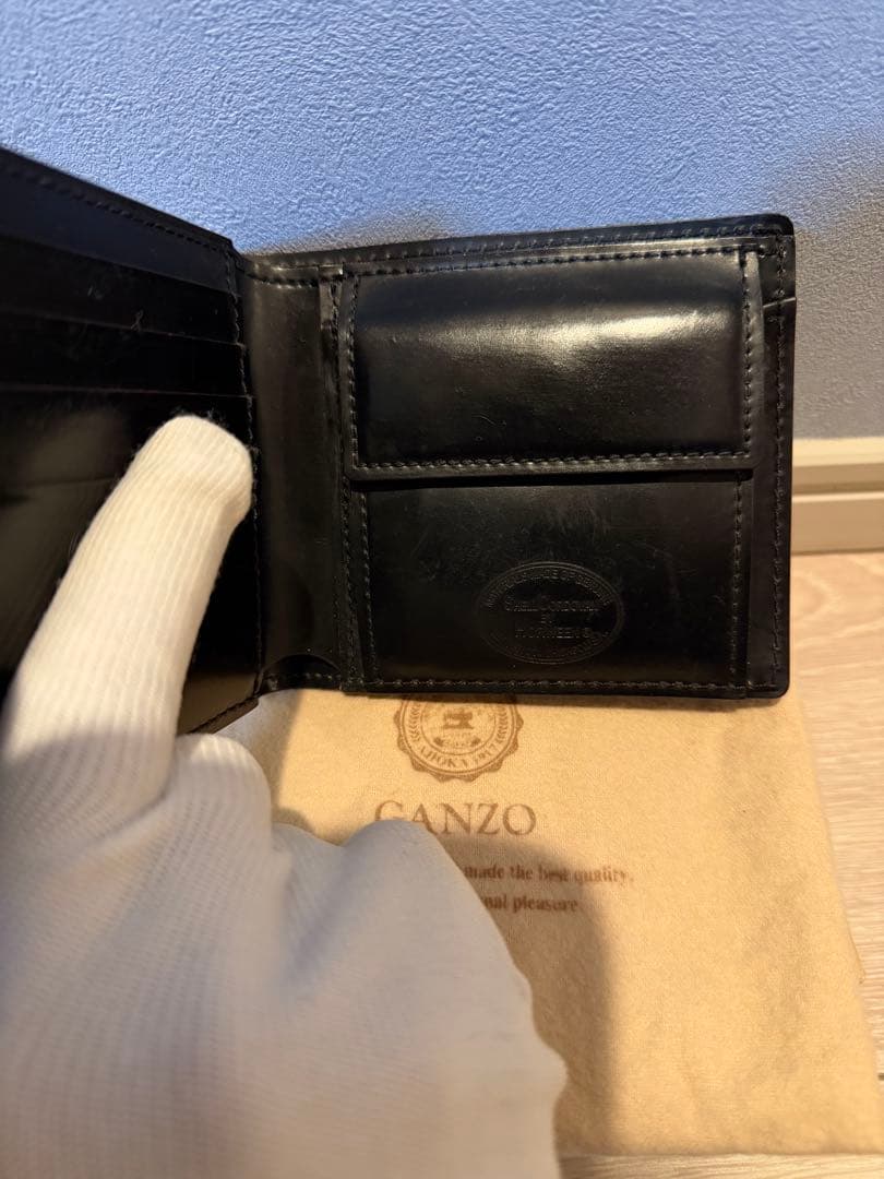GANZO シェルコードバン ブラック 小銭入れ付き二つ折り財布