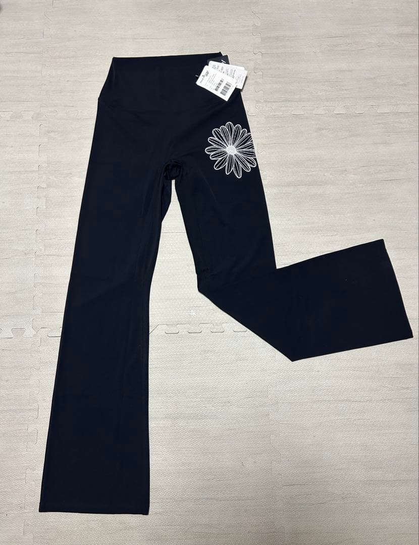 MardiMercredi マルディメクルディ シグネチャーブーツカットレギンス