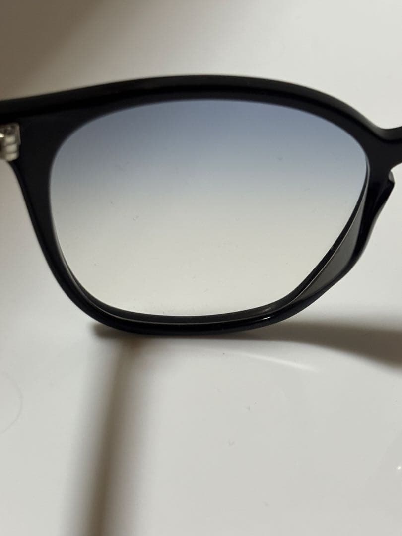 ★ほぼ未使用★RB4258-F 601/19 ★啓之輔さん着用★RayBan★