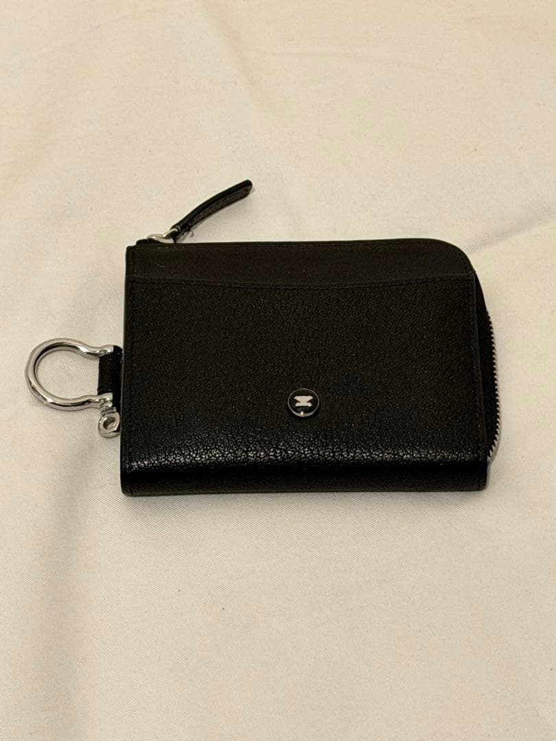 【美品】eponas ジップ レザー ウォレット AirTagポケット付