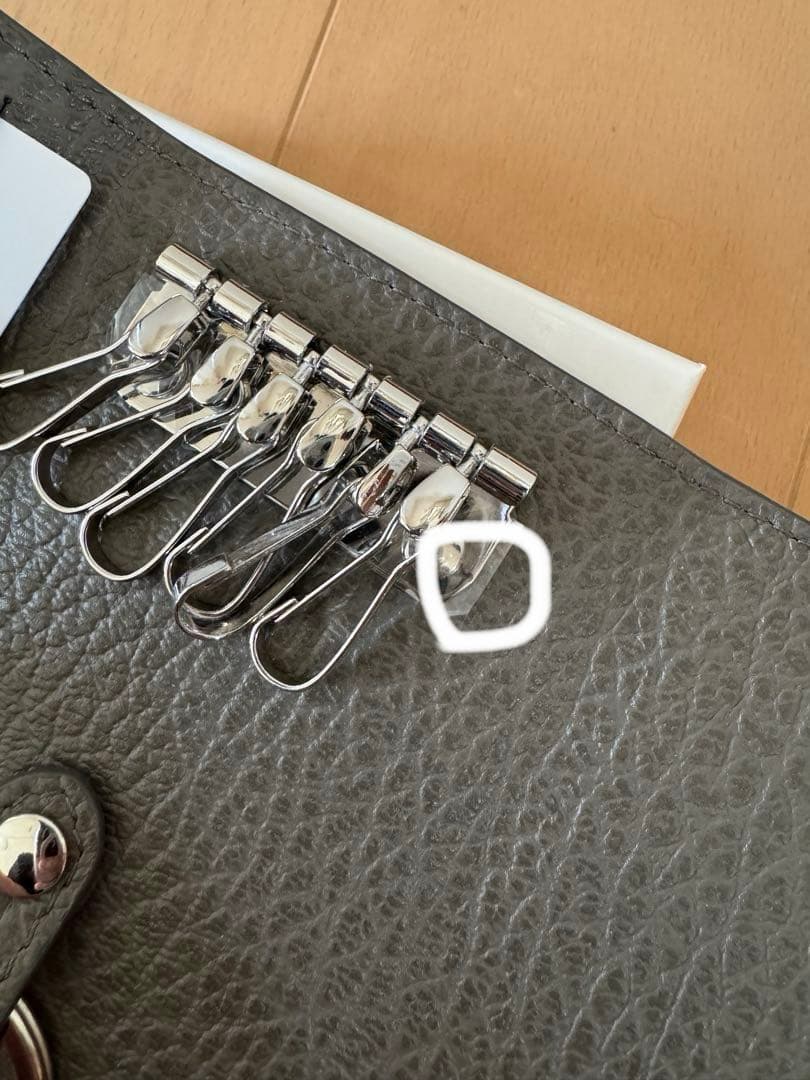 美品！　メゾンマルジェラ　キーケース　ダークグレー　ユニセックス　今期限定