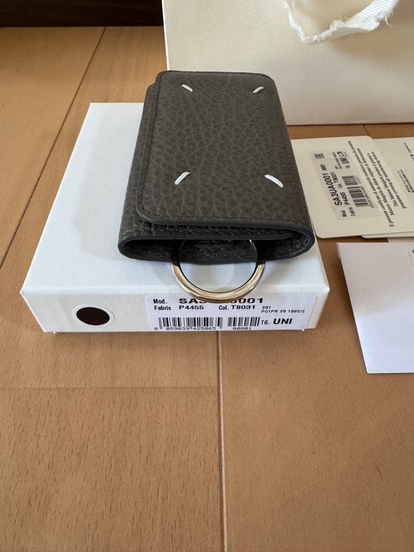 美品！　メゾンマルジェラ　キーケース　ダークグレー　ユニセックス　今期限定