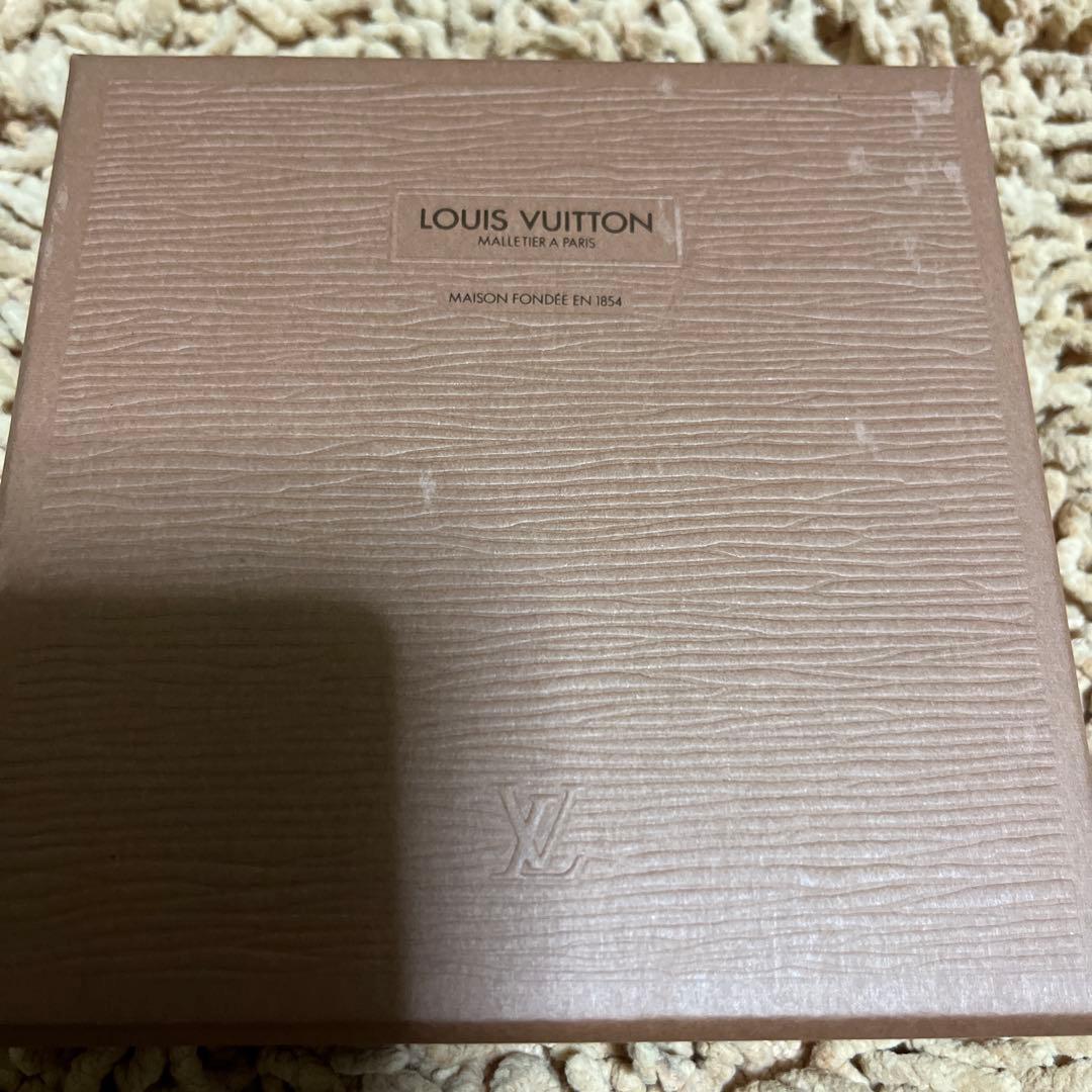 ルイ・ヴィトン　モノグラム　ポルトモネ・ビエ・カルトクレディ　Wホック　三つ折り