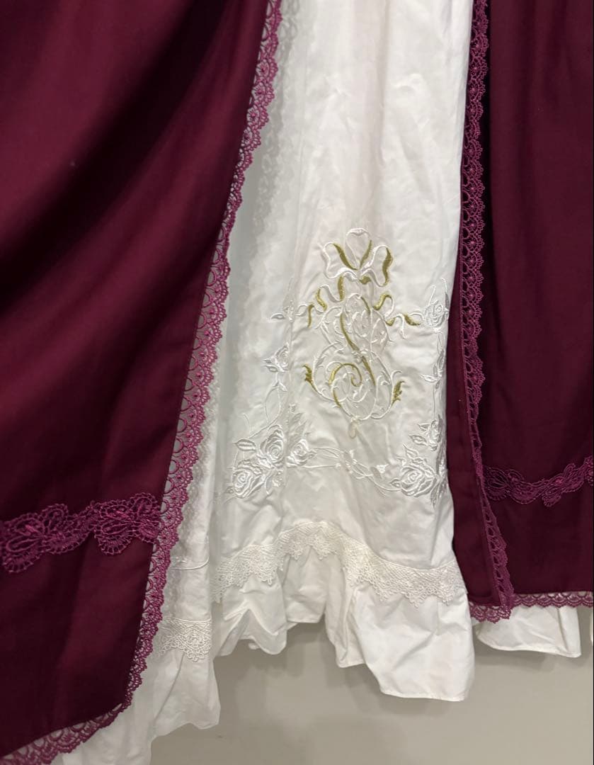 Surfacespell エンパイアドレス　ワンピース　エンジ