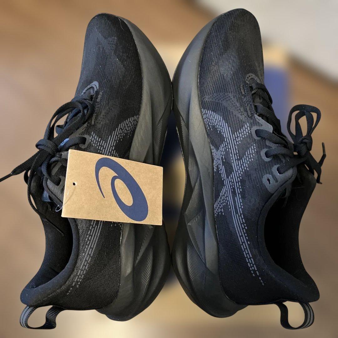 【27.0cm新品未使用】アシックス ノバブラスト5