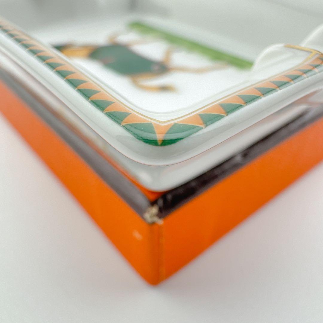 HERMES エルメス 灰皿 馬柄 アッシュトレイ 小物入れ 陶器 未使用 箱付