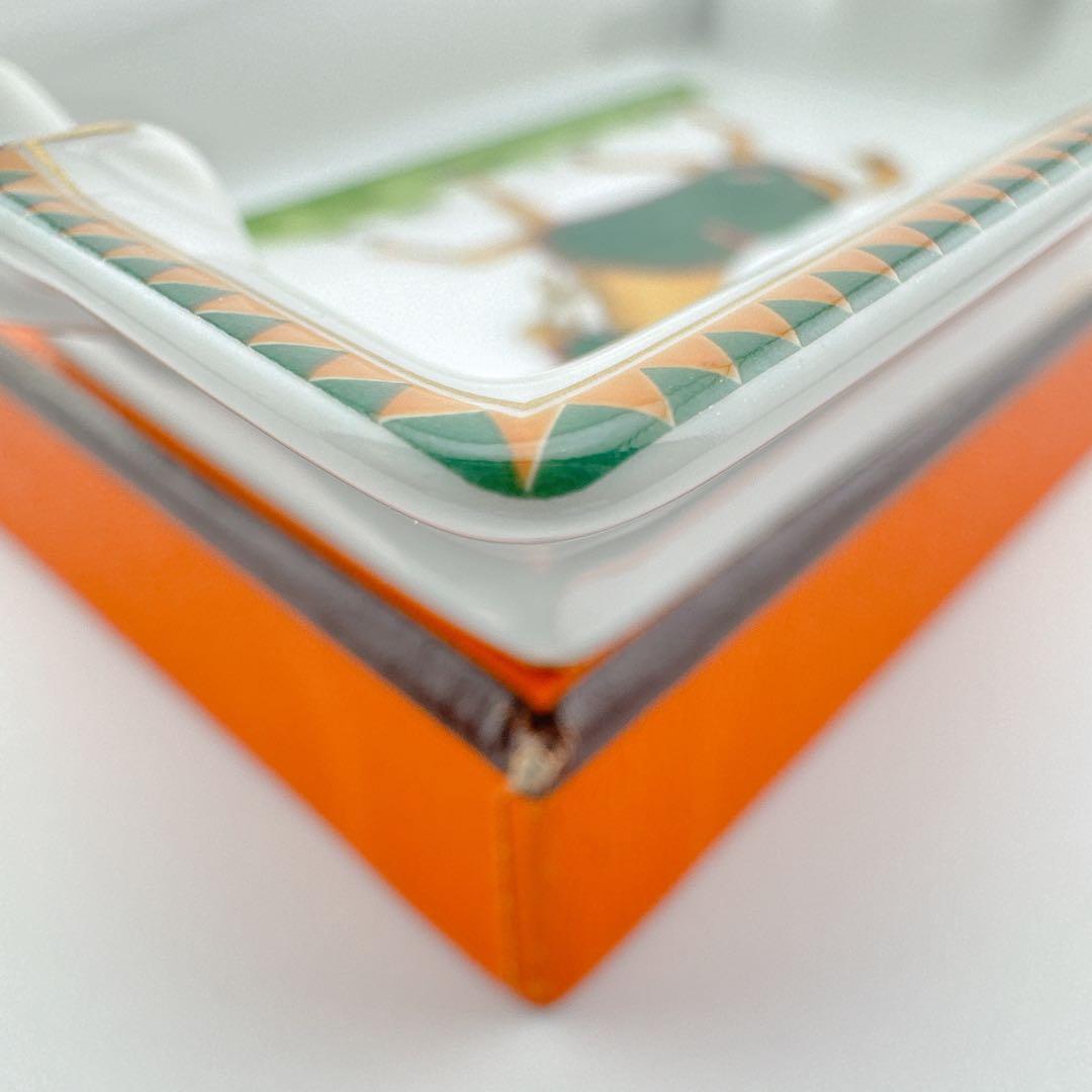 HERMES エルメス 灰皿 馬柄 アッシュトレイ 小物入れ 陶器 未使用 箱付