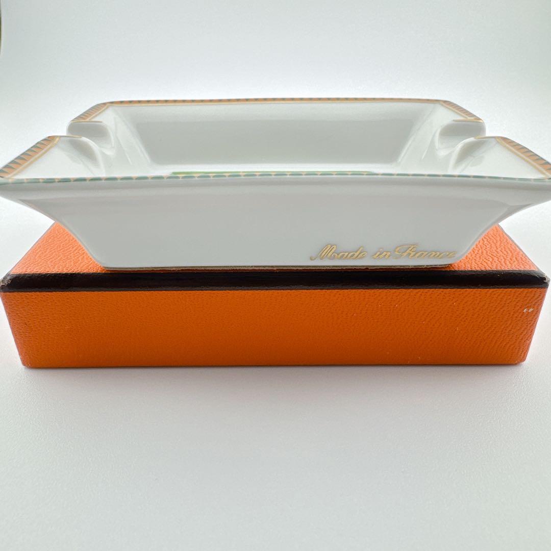 HERMES エルメス 灰皿 馬柄 アッシュトレイ 小物入れ 陶器 未使用 箱付