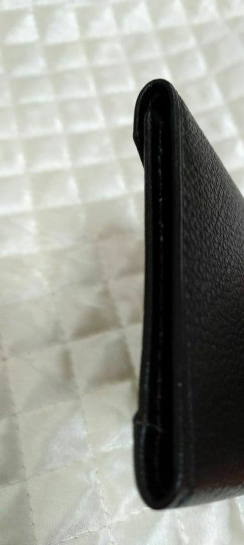 イブサンローラン　カサンドラロゴ型押し 三角プレート キーケースブラック