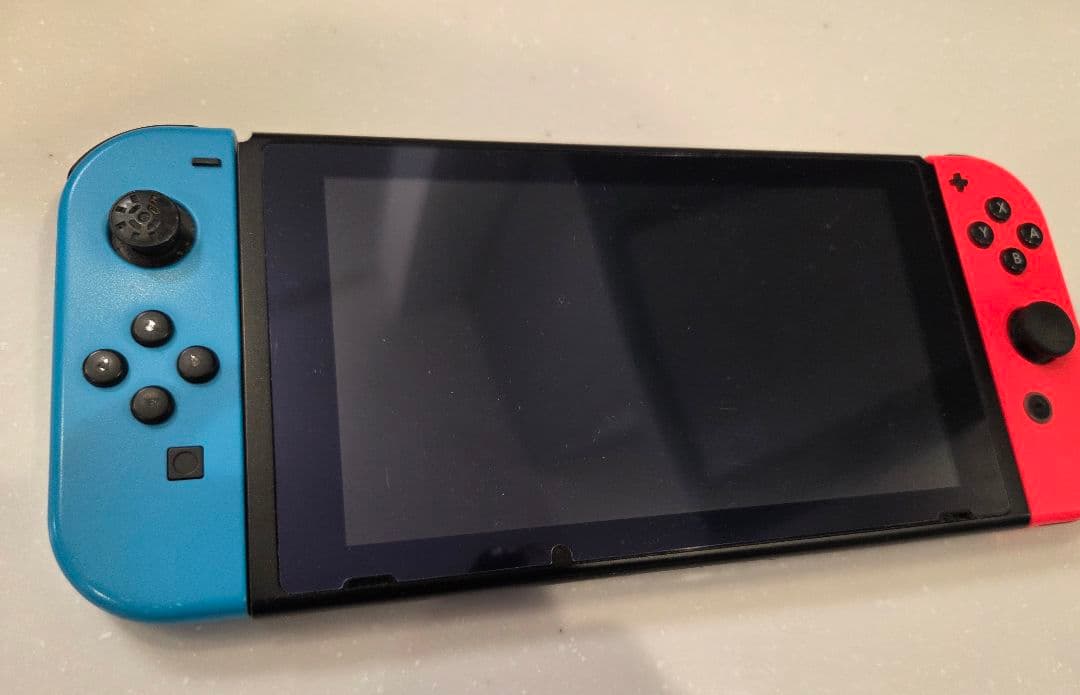 【ジャンク品】スイッチ本体 Joy-Con3個付き