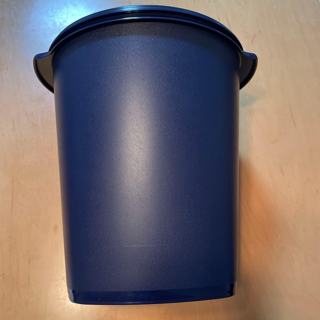 タッパーウェア　マキシクイーンデコレーター1個 ノクターナルシブルー