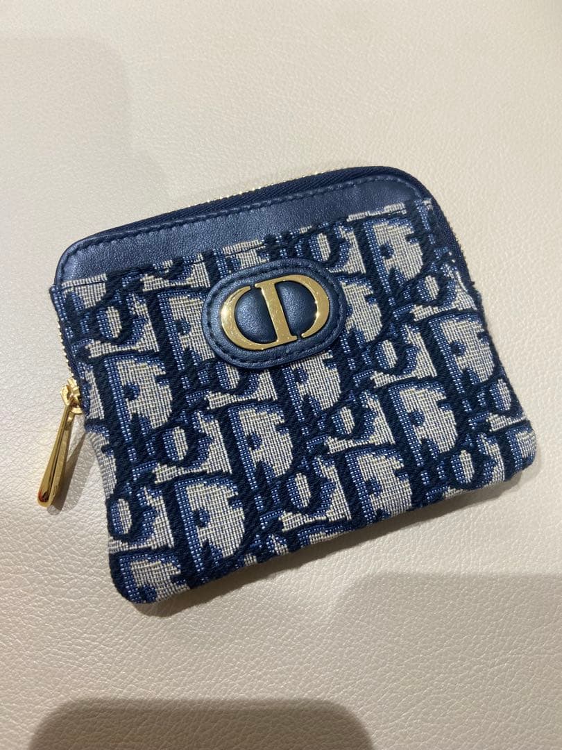 Dior 30 Montaigne Lavender ウォレット