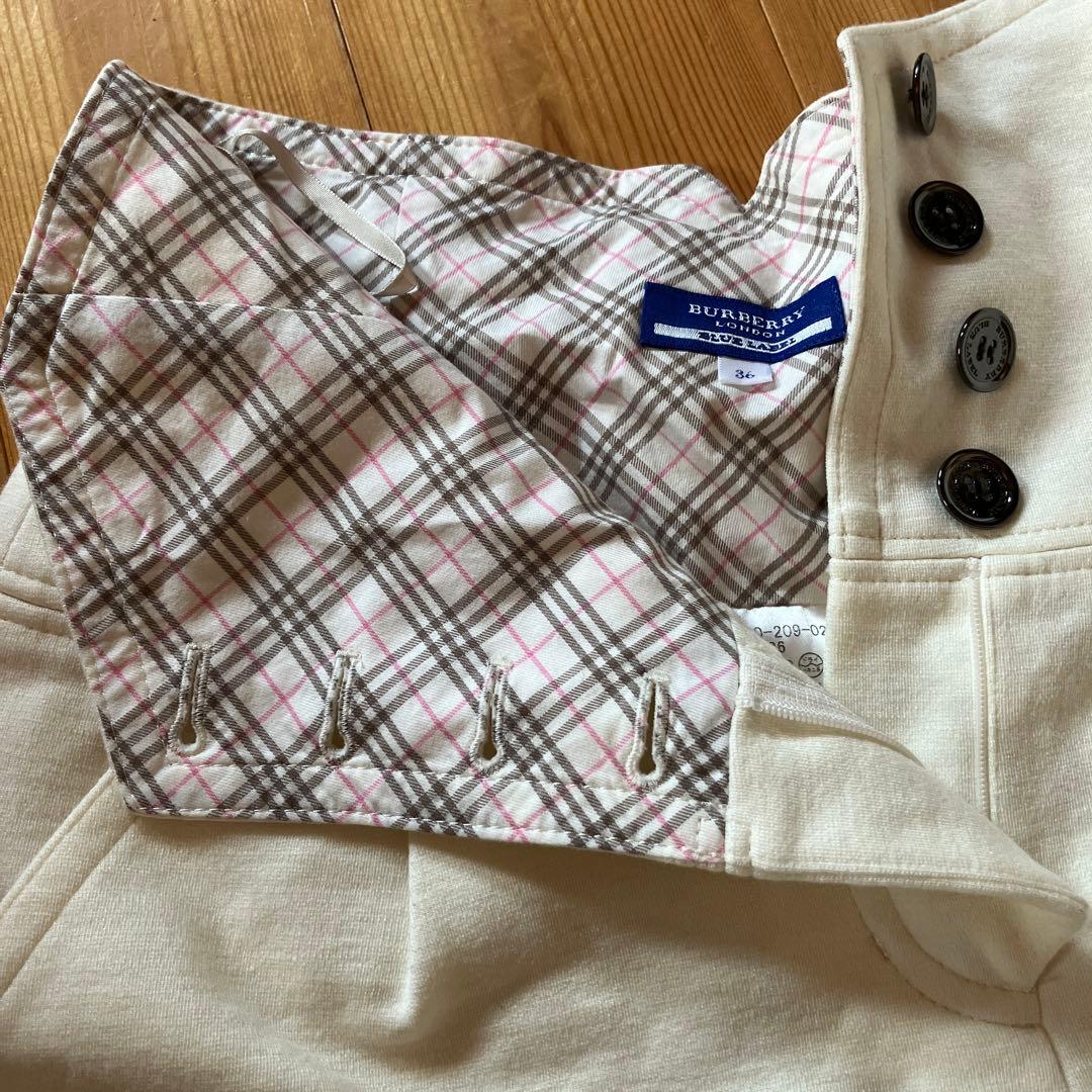 Burberry BLUELABELホワイト ハイウエスト ショートパンツ