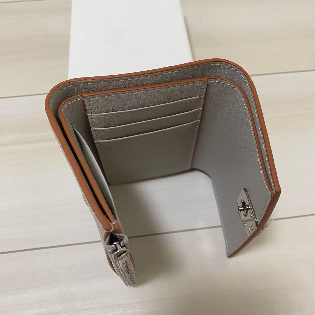 Nga Nguyen  LOEWE ロエベ アナグラム 三つ折り 財布