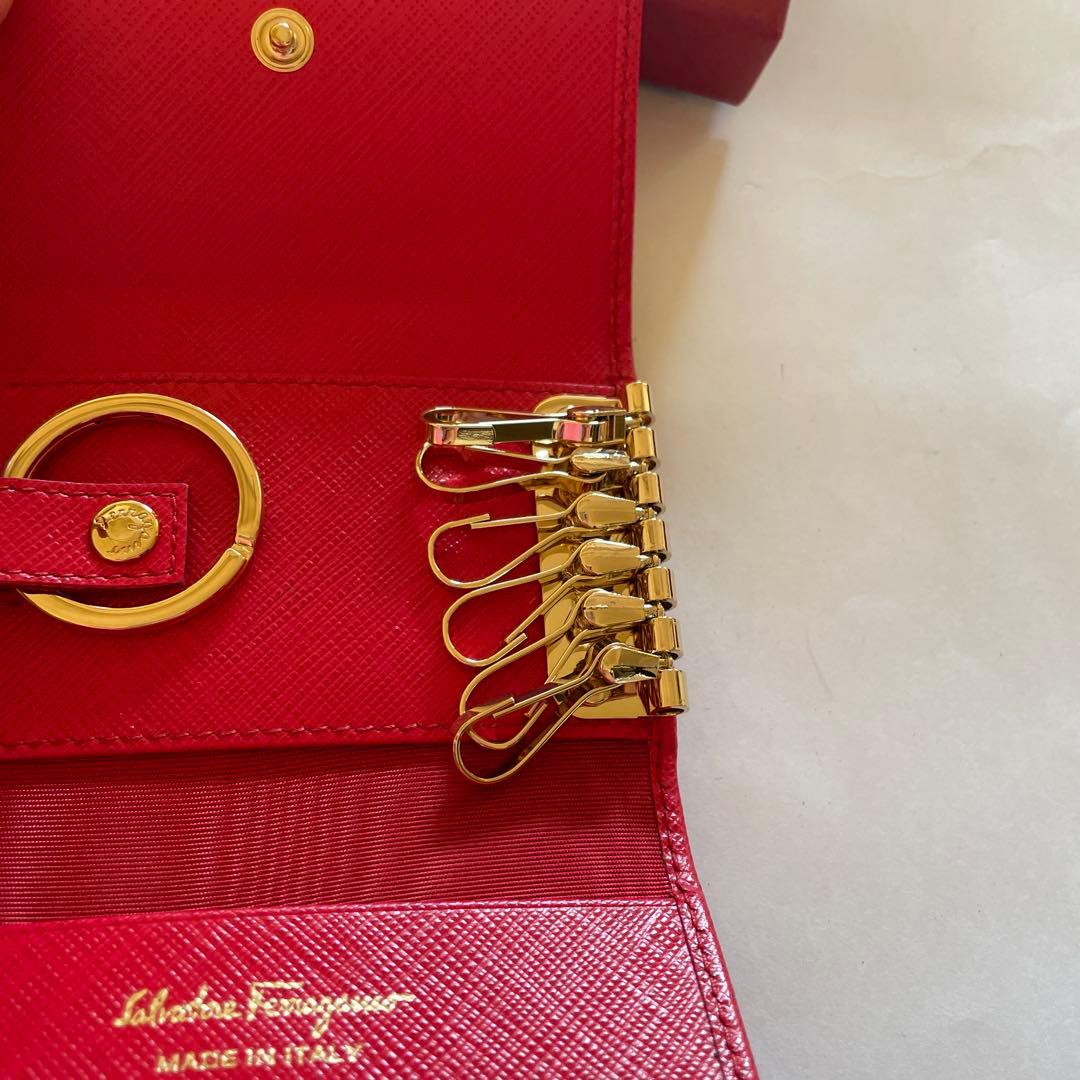 フェラガモキーケース