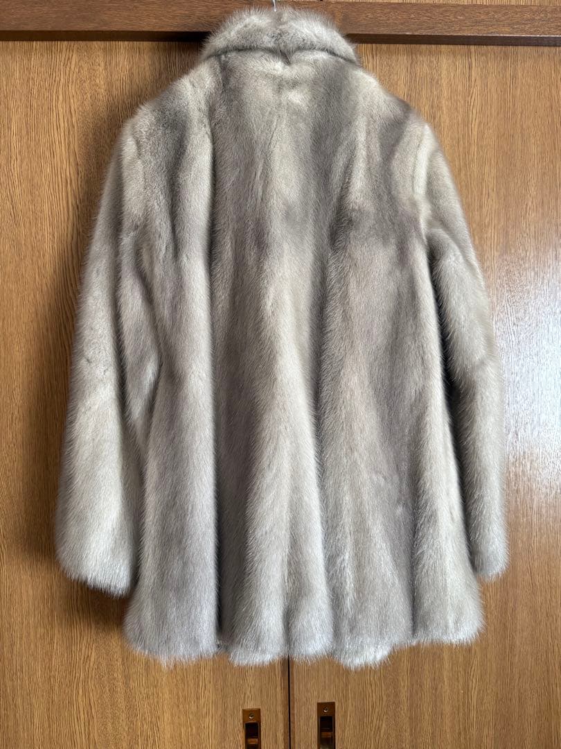 サファイアミンクショートコート