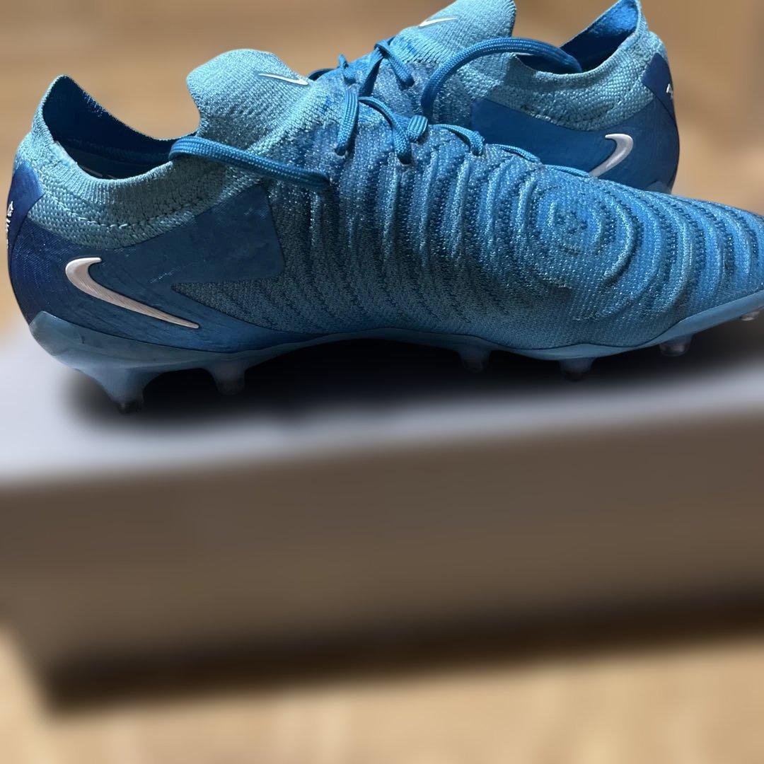 Nike サッカー ファントムルナ2エリートAG