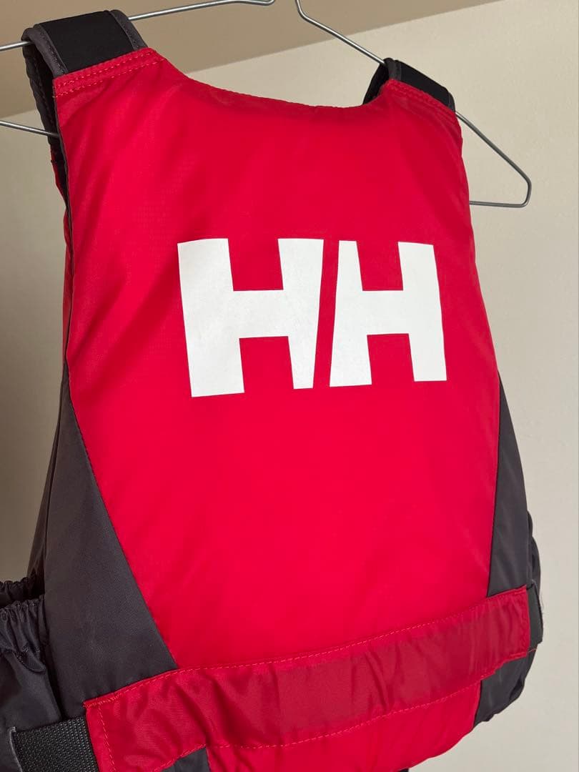 ライフジャケット 赤 レッド 黒 Mサイズ 美品 ヘリーハンセン