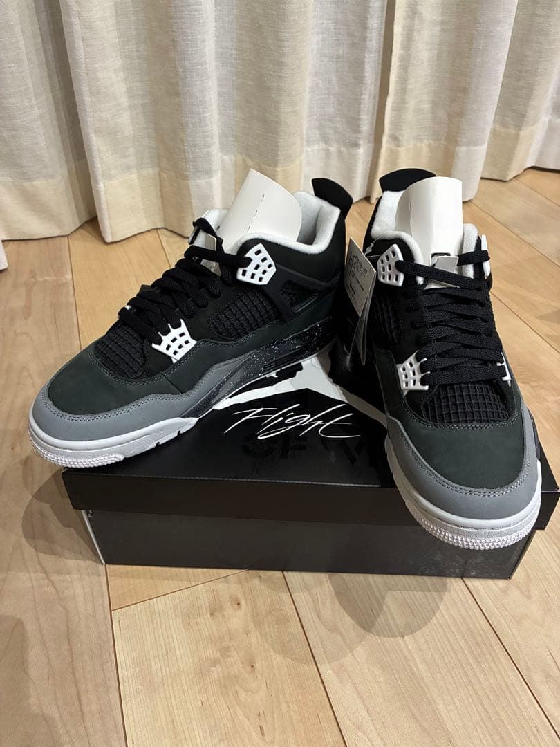 シューズ(男性用) Air Jordan 4 Retro Fear 28cm