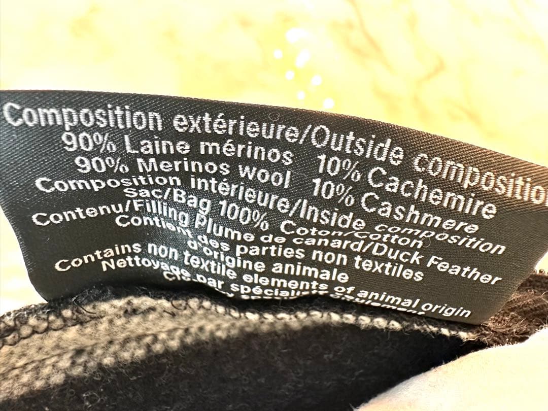 CHANEL クッション グレー ブラック　スコットランド製　美品