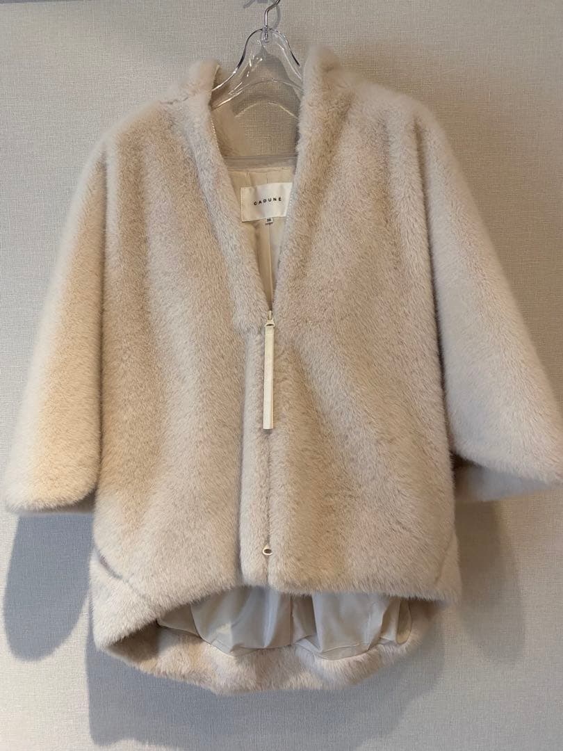 カデュネ♡エコファーポンチョ