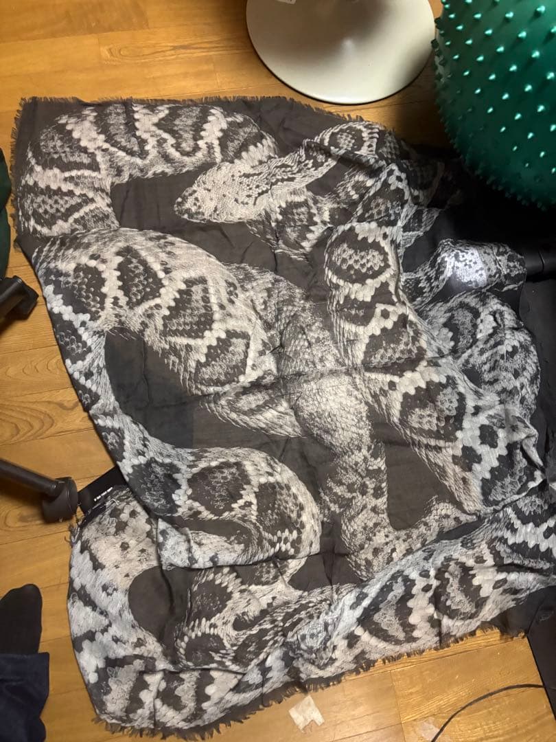 ifsixwasnine ストール　ifsixwasnine lgb hyde