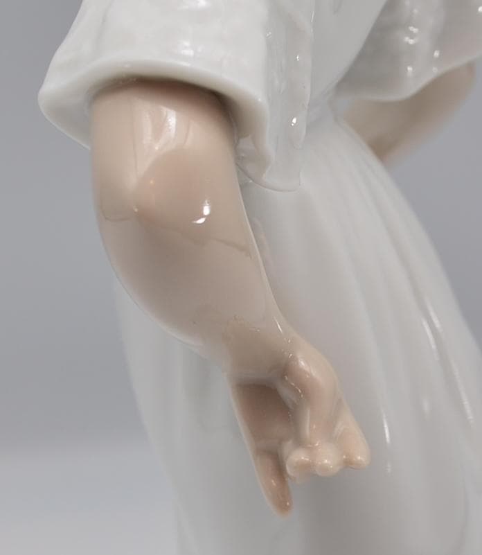 恥ずかしがり／なんてかわいい　NAO（リヤドロ）　２体セット　ご成約済み