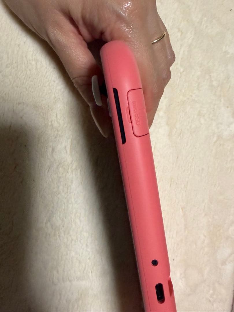 【本体のみ】Nintendo Switch Lite ピンク