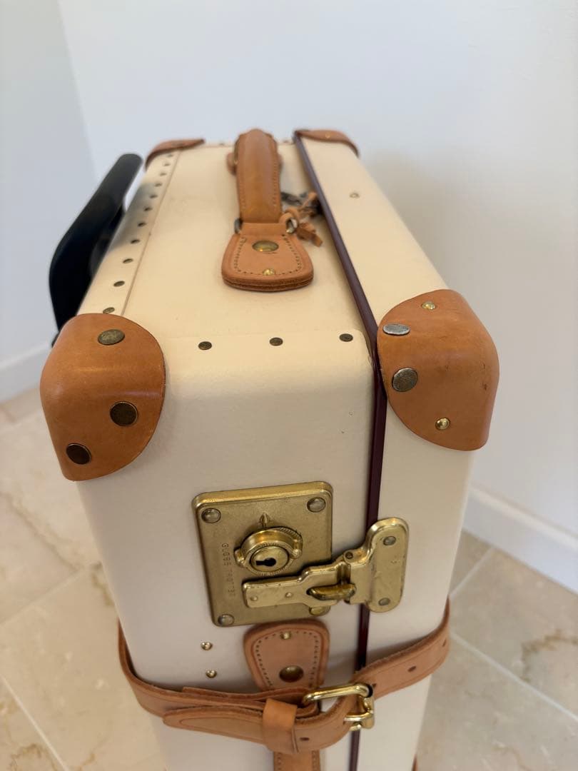 クレソン！グローブトロッター（GLOBE TROTTER）サファリ