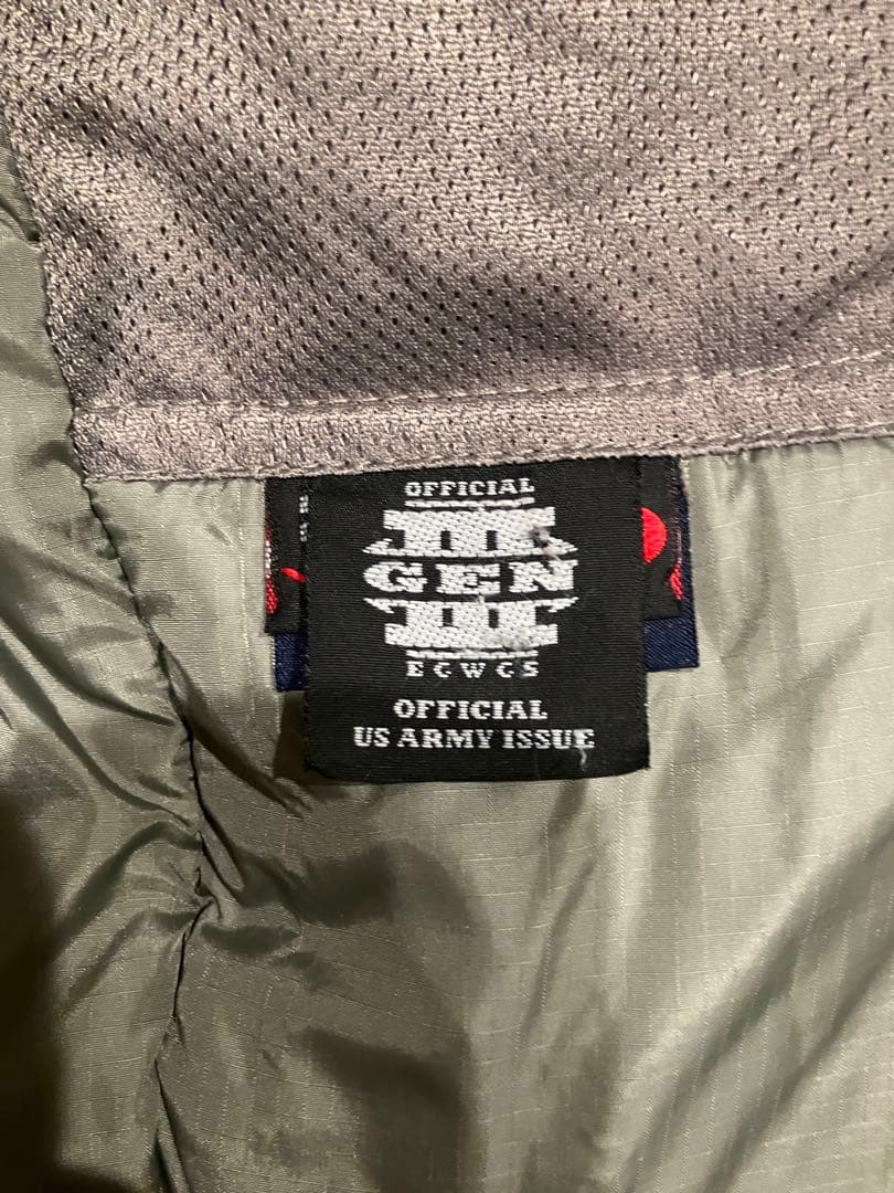 デッドストック 米軍実物 ECWCS エクワックス　LEVEL7 M-R