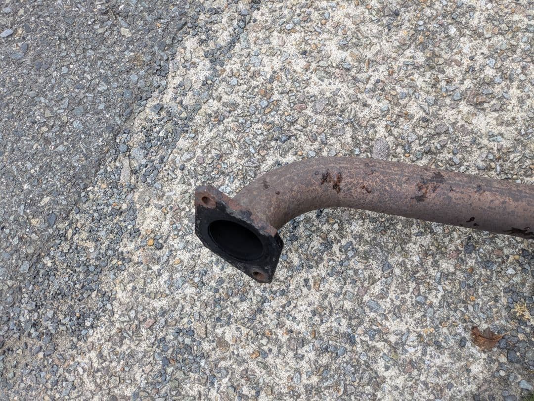 トヨタ 86 BRZ 前期 TRDマフラー　中間パイプ付き　引取希望。