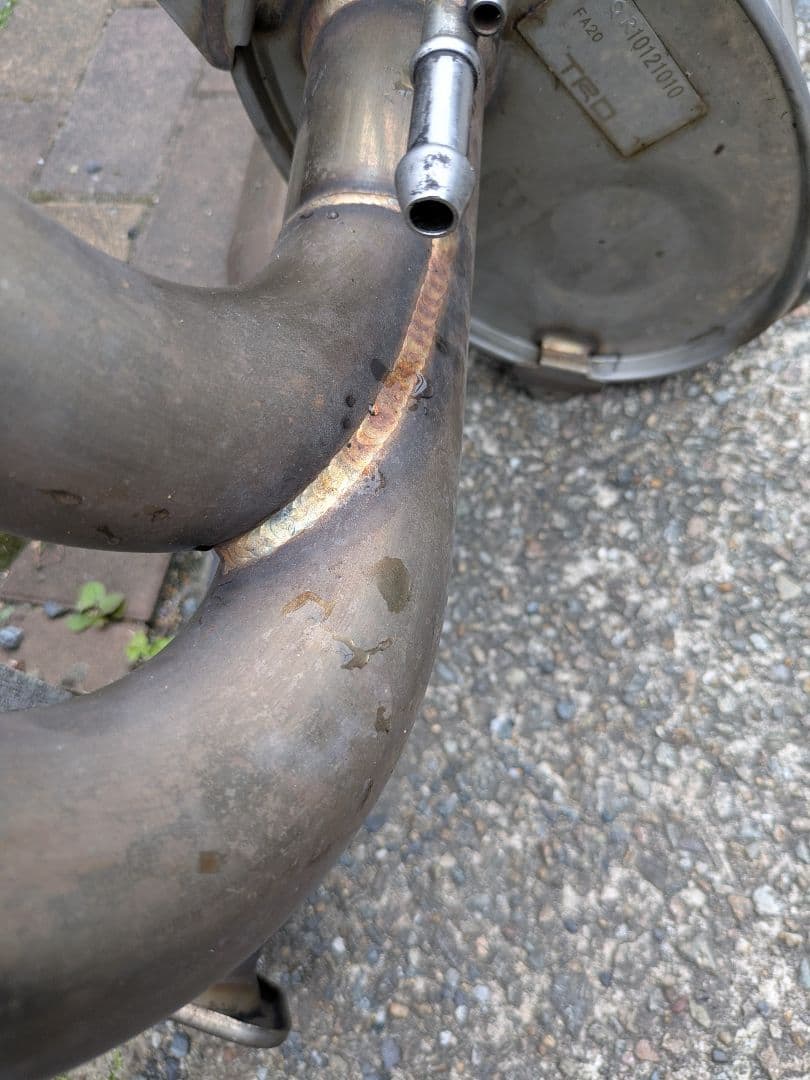 トヨタ 86 BRZ 前期 TRDマフラー　中間パイプ付き　引取希望。