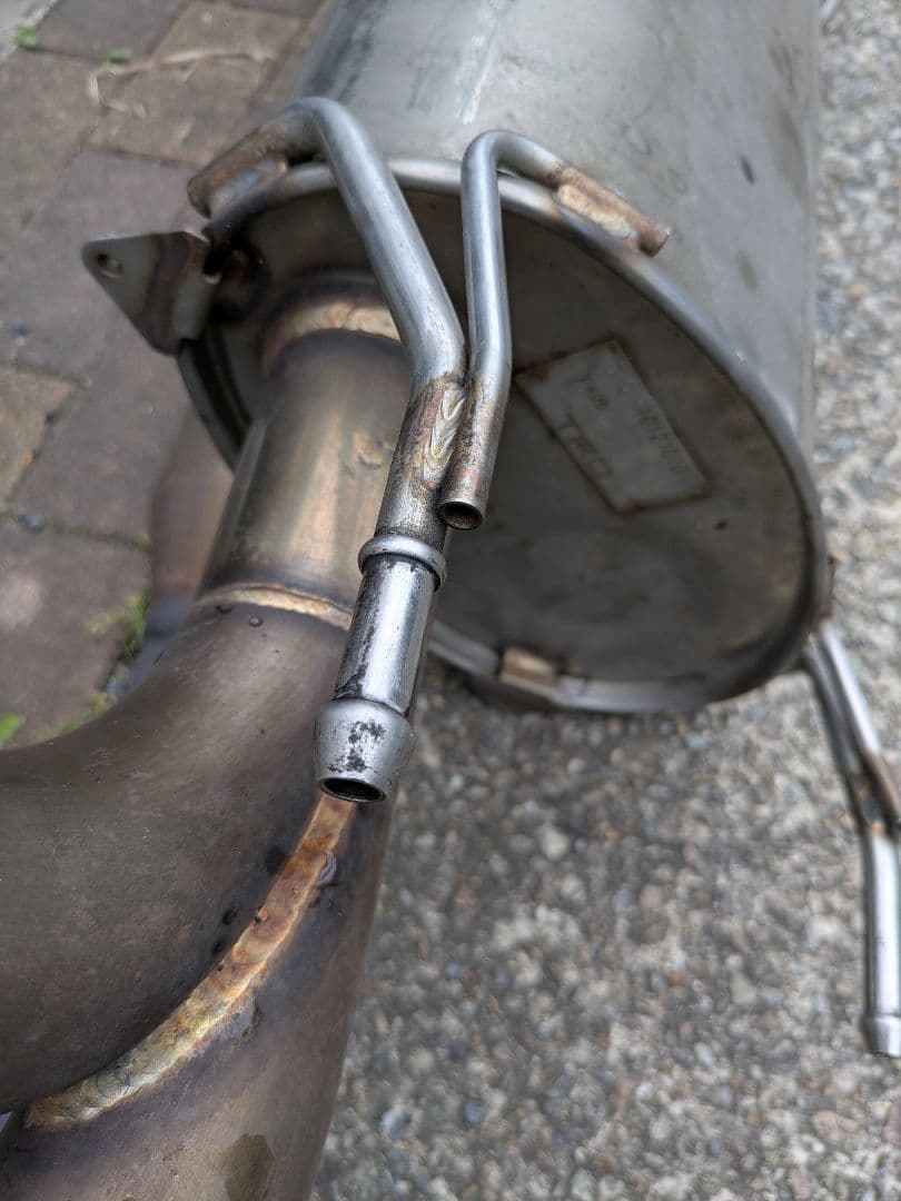 トヨタ 86 BRZ 前期 TRDマフラー　中間パイプ付き　引取希望。