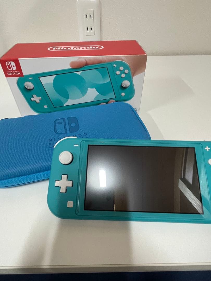美品【Nintendo SwitchLite 】本体＋ケース＋外箱セット