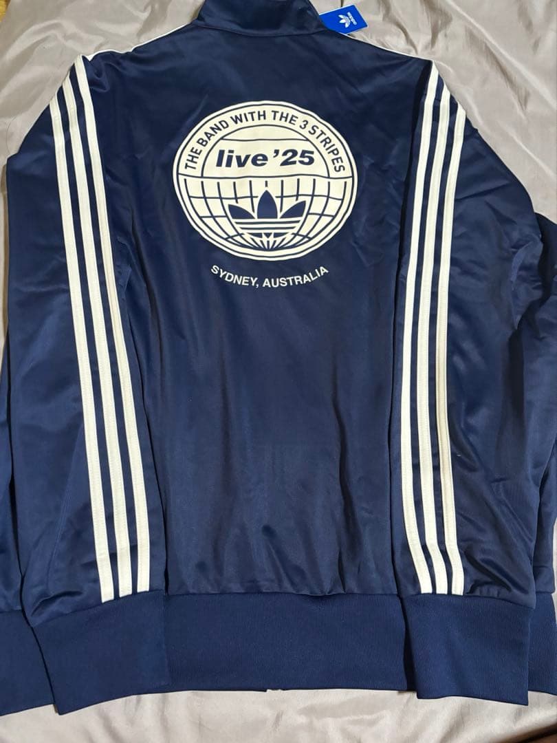 シ*ュ様 Oasis live sydney シドニー USA L サイズ ad