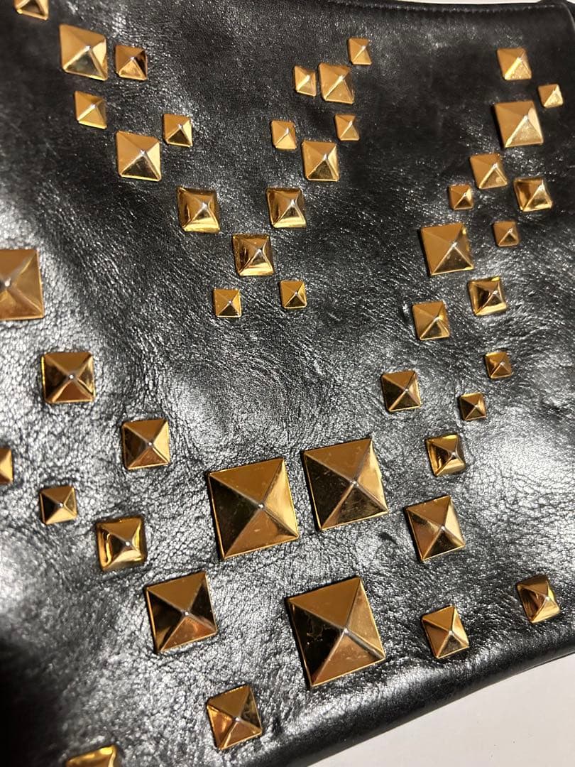 ジュンヤワタナベ　スタッズ装飾 黒 レザーポーチ