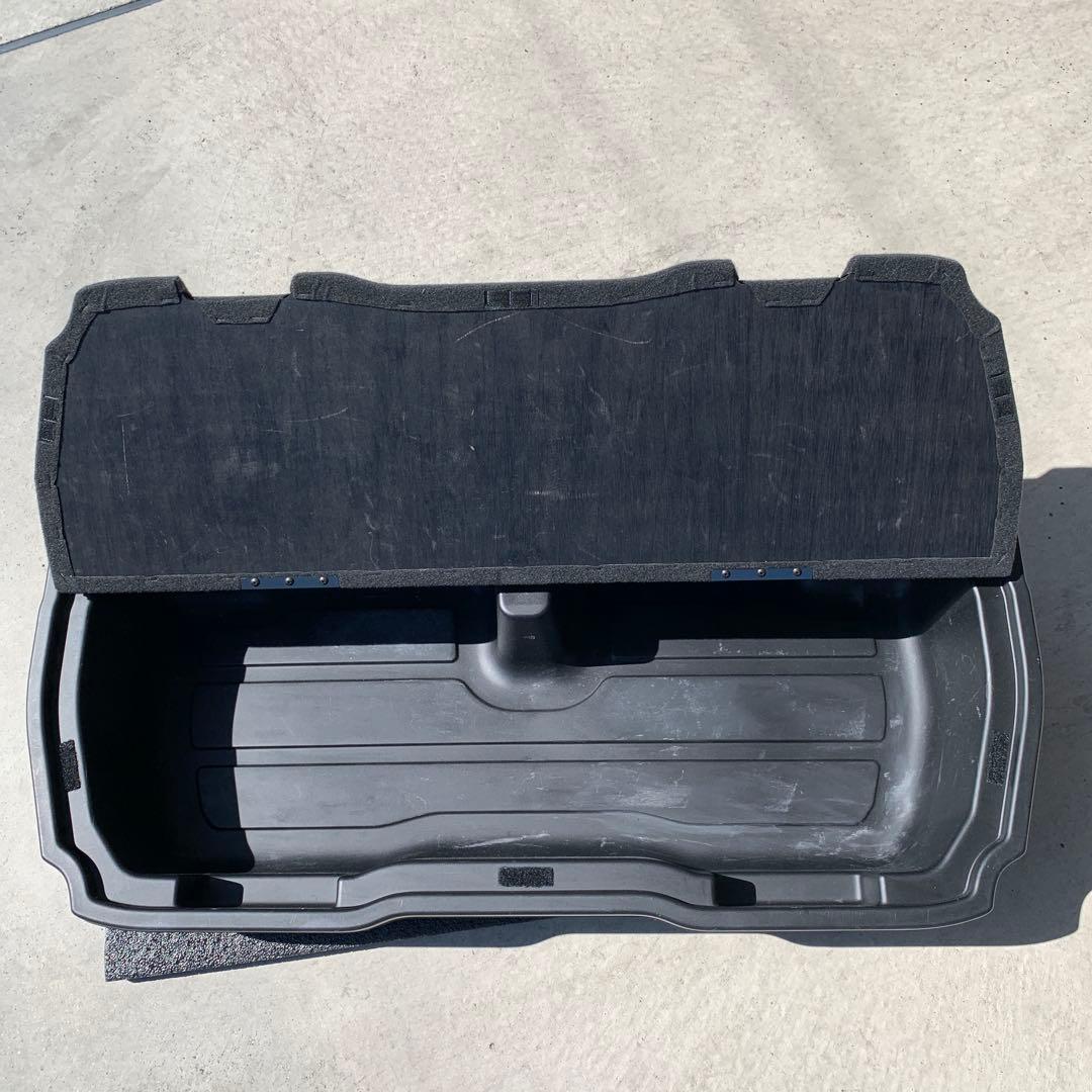 オデッセイRB1 純正リアラゲッジボックス