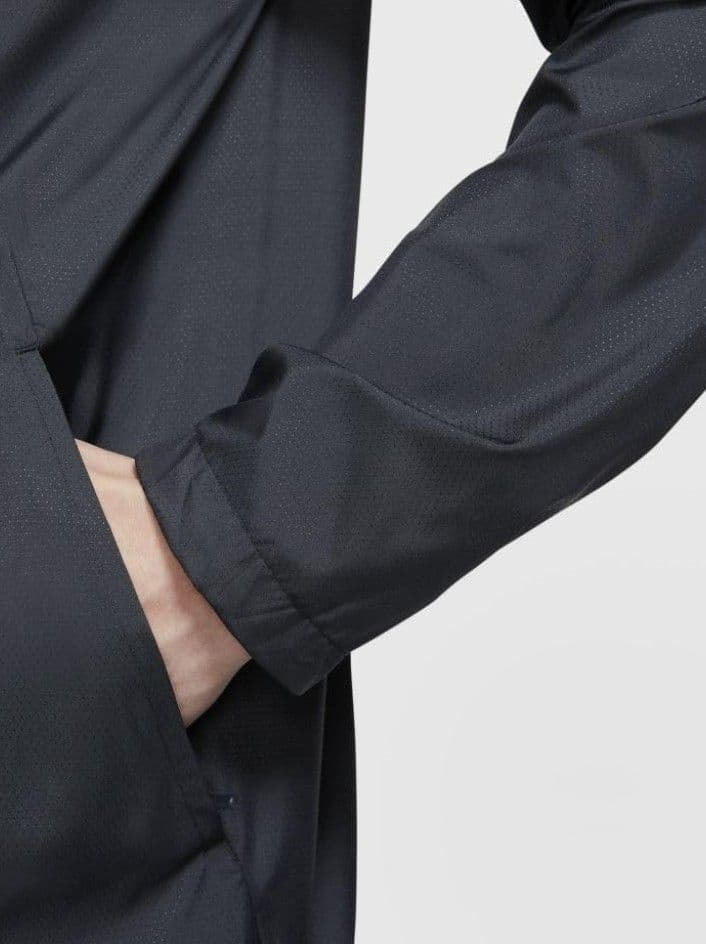 Nike ナイキ エッセンシャルフーデッドランニングジャケット 黒 L