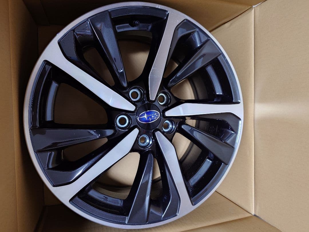 スバルレヴォーグ 純正18インチホイール 4本セット