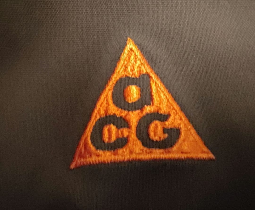 ナイキ ACG カーゴパンツ Mサイズ CV0656-220 ハーフパンツ