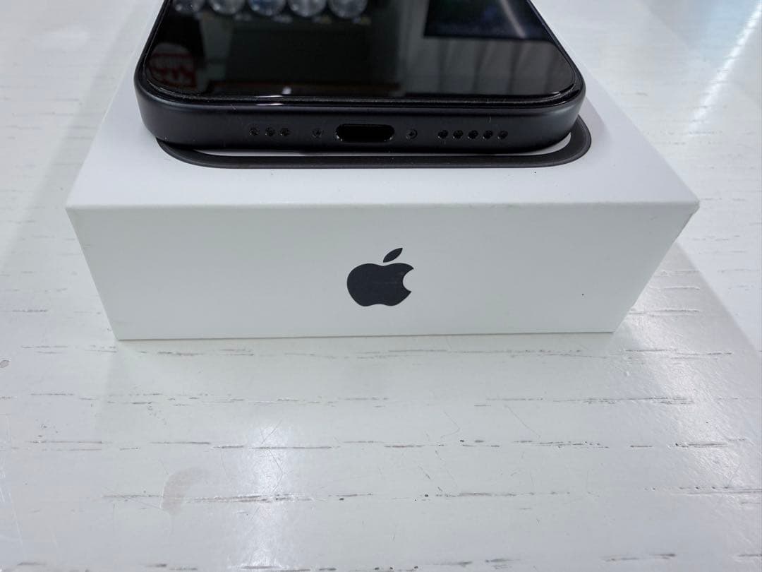 Apple iPhone15 256GB ブラック SIMフリー