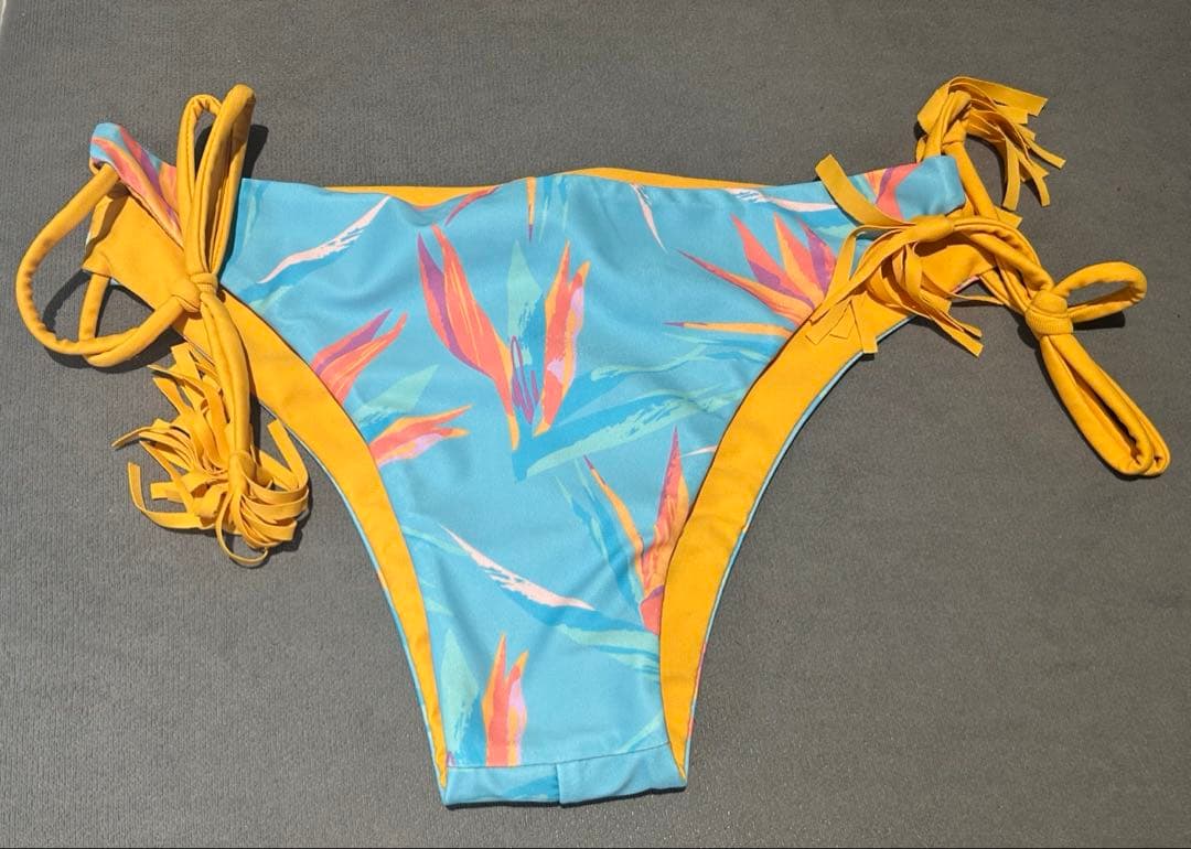 RESELVES 新品未使用 ビキニ セパレート水着