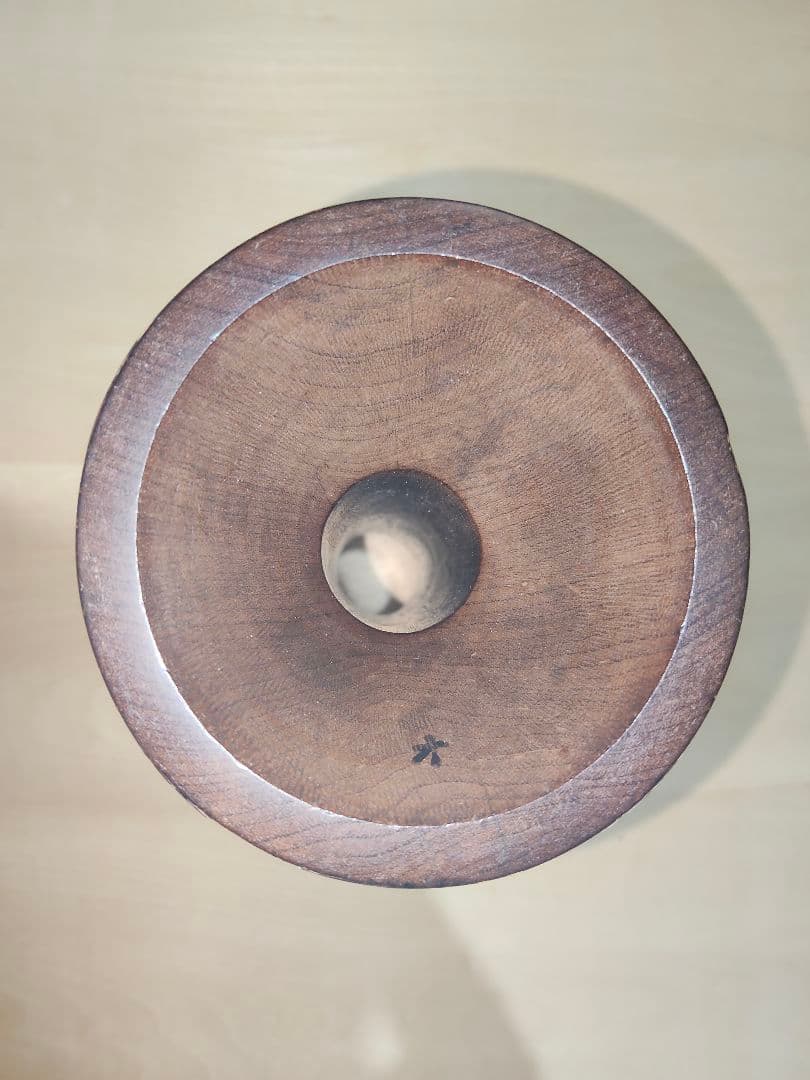 小鼓の胴 宝珠と幣の図柄 鉋目あり