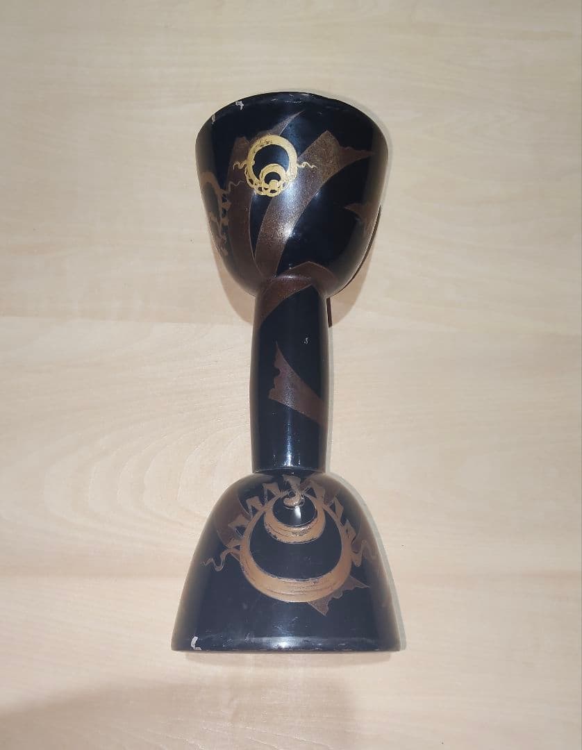 小鼓の胴 宝珠と幣の図柄 鉋目あり